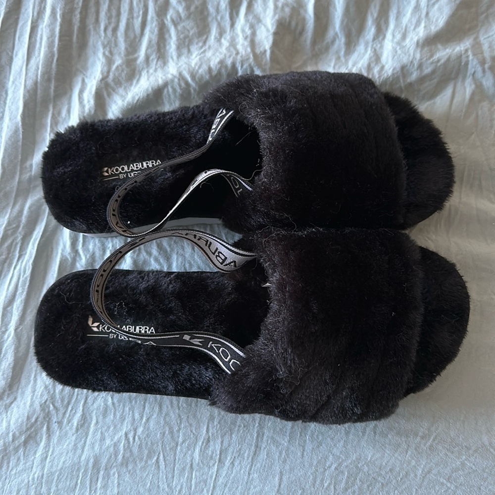 Koolaburra by UGG slippers